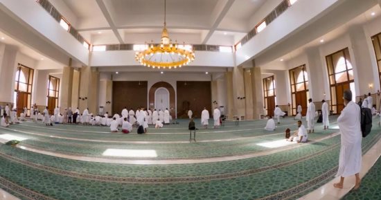 قرابة مليوني زائر للمواقيت ومساجد الحل فى مكة المكرمة حتى منتصف رمضان