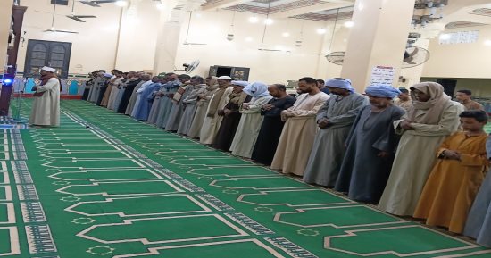 آخر أيام المغفرة.. صلاة التراويح من الجامع العتيق بأسوان.. مباشر