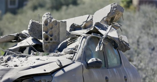 إسرائيل تدمر جسراً آخر على نهر الليطانى جنوب لبنان