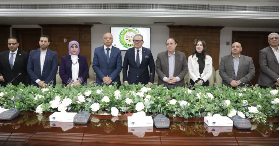 تعاون بين الرقابة على الصادرات وغرفة الملابس الجاهزة لتعزيز فحوصات النسيج