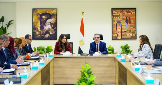 وزيرا التخطيط والإسكان يناقشان الخطة الاستثمارية حتى 2030 لتعزيز التنمية العمرانية