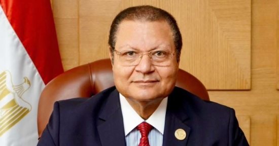 طب قصر العينى تهنئ الدكتور أحمد طه لاختياره عضوا بمجلس التقييم الخارجى لـISQua 
