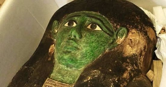 مقتنيات المتحف المصرى.. قصة غطاء تابوت عنخ ماعت