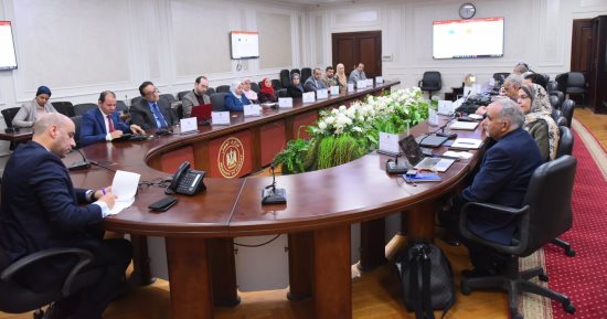 وزير العمل: حريصون على سرعة تحديث دليل التصنيف المهني وربطه بالمعايير الأوروبية
