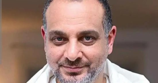 المخرج تامر محسن يكشف عن تعريفه للحبيب ويكرم والديه الراحلين بـ"مع الحبايب"