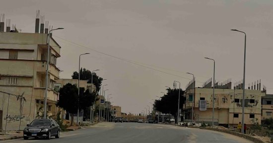 تقلبات جوية مفاجئة تضرب شمال سيناء بين حرارة خماسينية ورياح باردة