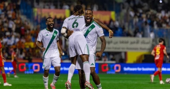 الأهلي يستضيف الفتح لمواصلة انتصاراته في الدوري السعودي