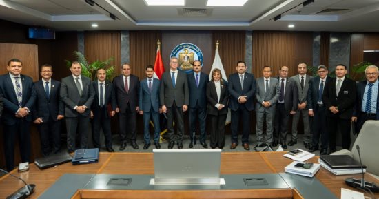 البترول: مزايدة عالمية جديدة للبحث عن الغاز غرب المتوسط العام الجارى
