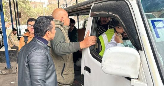 ضبط 19 مخالفة لسيارات السرفيس لتقطيع خطوط السير وتحصيل أجرة زائدة فى الجيزة