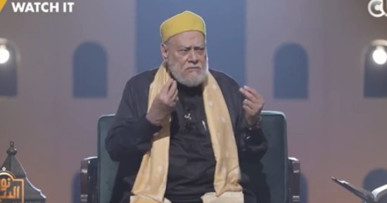 علي جمعة: المجتمع الأمريكي يعاني من رواسب التمييز بين الرجل والمرأة
