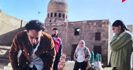 مسلسل عرض وطلب الحلقة 10.. انهيار كابونجا أثناء دفن زعزوع