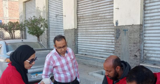 استجابة لشكاوى الأهالى.. تحصين 48 كلبا ضالا خلال حملات للطب البيطرى بقنا