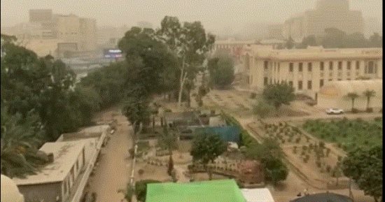 عاصفة ترابية وأمطار.. ماذا يحدث فى حالة الطقس؟.. فيديو