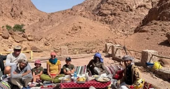 632 سائحا وزائرا بمدينة سانت كاترين لزيارة مقدساتها الدينية