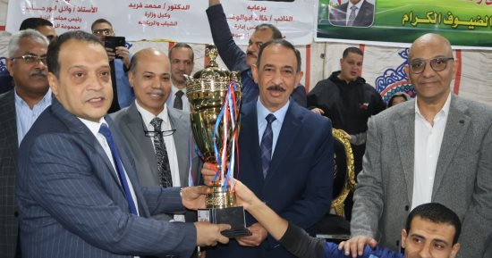 محافظ سوهاج يشهد فعاليات ختام الدورة الرمضانية بمركز الشباب 