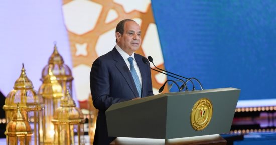 من القاهرة.. أمن الخليج خط أحمر.. أستاذ قانون دولى: الموقف المصرى يعكس وحدة الأمن القومى العربى وينسجم مع القانون الدولى.. وخبير علاقات دولية: مصر تقف بثبات إلى جانب دول الخليج سندًا فى مواجهة التحديات
