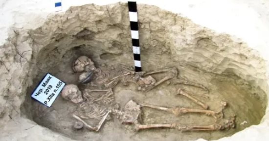 مدفن سكيثى عمره 1900 عام فى أوكرانيا يحتوى على معدن أحمر سام.. ما السبب؟