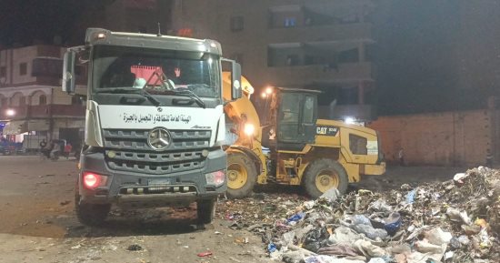 محافظة الجيزة ترفع 1800 طن مخلفات من العمرانية والوراق وإمبابة