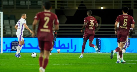 الوحدة ضد العين.. تعادل سلبي وكودجو يهدر ركلة جزاء في الشوط الأول