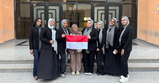 الاتحاد المصرى لطلاب الصيدلة يقدم برنامجا اجتماعيا وثقافيا لطلاب من فلسطين وأندونسيا 