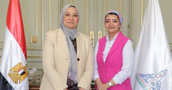 نائب رئيس جامعة عين شمس في أول حوار بعد تكريمها من السيدة انتصار السيسي.. الدكتورة غادة فاروق لبودكاست «الكلام على إيه» مع همت سلامة: تكريمى تتويج لمسيرة ملهمة.. وتذكرت كل خطواتي من الطفولة حتى لحظة تكريمي