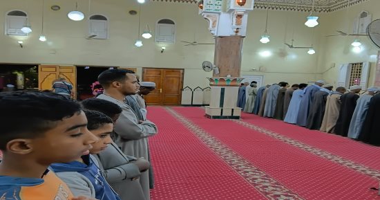 صلاة التراويح من المجمع الإسلامي الكبير فى أسوان.. فيديو