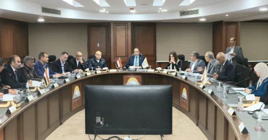 محافظ الجيزة يعقد اللقاء الأسبوعى مع المواطنين لبحث الشكاوى