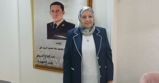 اليوم السابع يرصد فرحة الأم المثالية بالإسكندرية بعد تكريمها.. فيديو