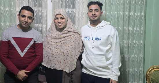 عرفت الخبر من "اليوم السابع".. الأم المثالية فى دمياط: هدية لروح زوجي.. فيديو