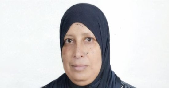 تعمل دليفرى.. قصة حياة الأم المثالية ببورسعيد مع طفلين من ذوى الهمم