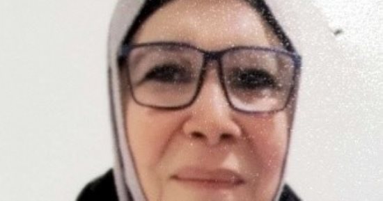تهانى فتحى أم مثالية بالقاهرة صنعت مستقبل بناتها بالإصرار والعلم