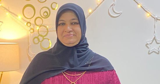 الأم المثالية فى البحر الأحمر.. قصة كفاح ورحلة صبر صنعت نجاح 3 بنات
