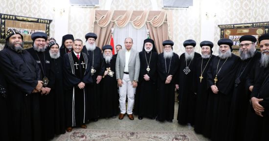 محافظ المنيا يستقبل المهنئين بعيد الفطر المبارك بديوان عام المحافظة