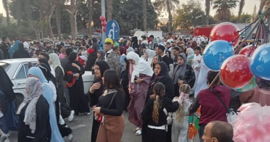 استنفار شامل في "الداخلية" لتأمين عيد الفطر.. خطة الـ 24 ساعة لحماية الميادين والمتنزهات.. درع الأمن يطوق احتفالات المصريين.. استراتيجية الانتشار السريع ومكافحة الجريمة.. والشرطة النسائية تواجه المخالفات