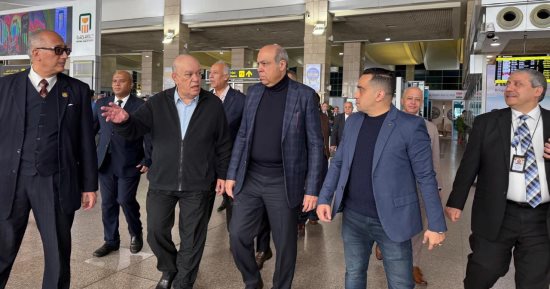 وزير الطيران  يتفقد مطار القاهرة لمتابعة انتظام حركة التشغيل والتأكد من جودة الخدمات