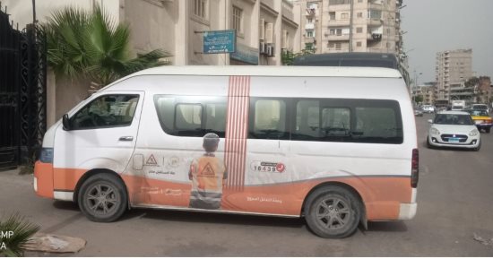 وزارة التضامن  تنقل شاباً بلا مأوي لدار رعاية الهدايا لكبار السن بالإسكندرية