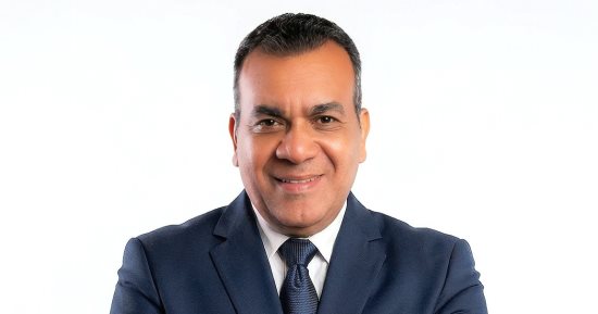 النائب أشرف عزيز : مصر تقف صفًا واحدًا مع الخليج لحماية الاستقرار الإقليمي