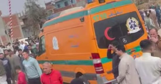 مصرع شخصان أثناء عبورهما مزلقان السكة الحديد بأبوحماد بالشرقية