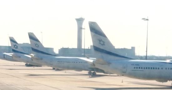 ذعر تل أبيب من المسيرات الإيرانية.. إسرائيل تهرب أسطول طائرات العال إلى باريس