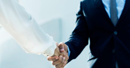 6 أسئلة شائكة فى الإتيكيت إجاباتها تجنبك الإحراج فى المواقف اليومية