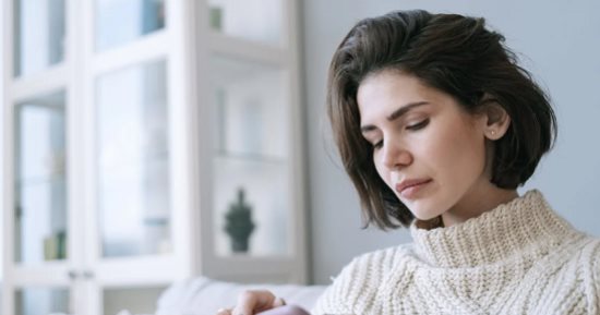لو بتحب تتكلم مع شات جى بى تى أكثر من الناس.. 4 مخاطر تهددك