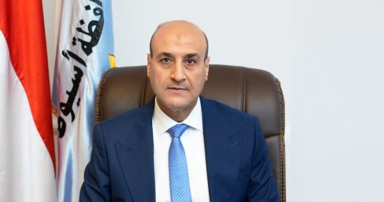 محافظ أسيوط يعلن رفع درجة الاستعداد القصوى لمواجهة موجة الطقس السيئ