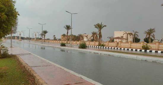  هطول أمطار شديدة بمدينة رأس سدر.. صور