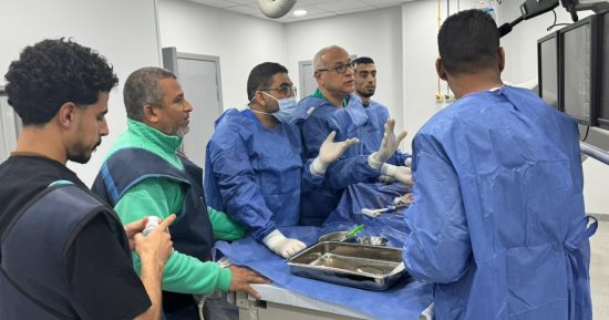 قسطرة عاجلة تنقذ مريضا فلسطينيا بمستشفيات سوهاج الجامعية