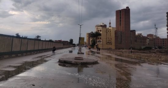 رعد وبرق.. أمطار غزيرة تضرب محافظة الشرقية الآن.. مباشر