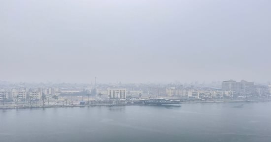 الطقس السيىء يضرب دمياط ورفع درجة الاستعداد وتعطيل الدراسة..صور