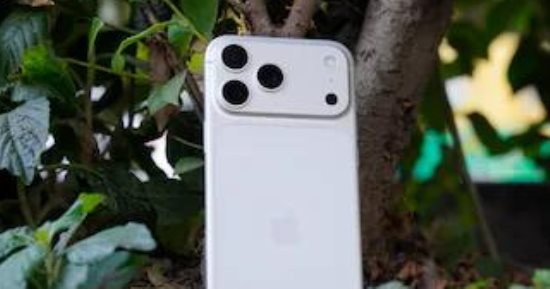 مفاجأة غير متوقعة: Apple قد تؤجل حلم الشاشة الكاملة فى iPhone 20