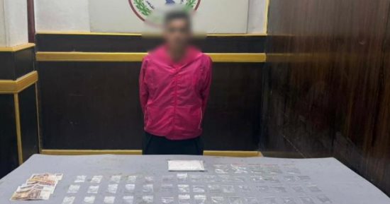 كاميرا مواطن تنهى أسطورة "تاجر سموم" المطرية.. الأمن يضبط المتهم