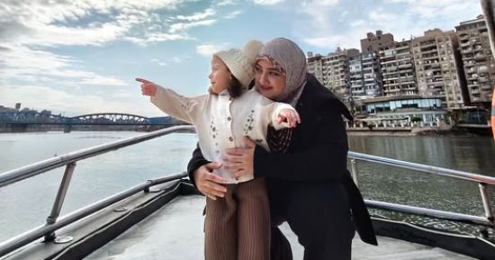 وجع أم فقدت ابنتها.. لسه بتدور عليها فى الأحلام.. فيديو