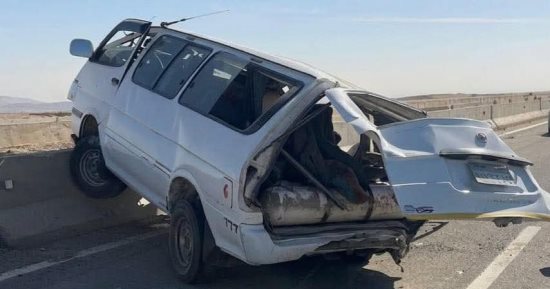 إصابة 6 أشخاص فى انقلاب سيارة ميكروباص على الطريق الصحراوى بالمنيا